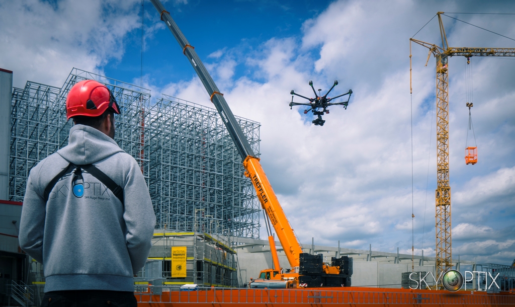 Baustelle Luftaufnahmen Drohne Imagefilm - by SkyOptix