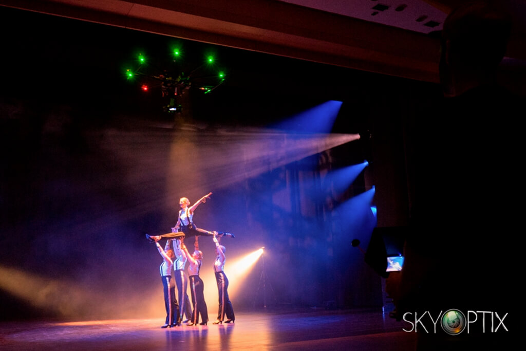 Indoor Luftaufnahmen Drohne - by SkyOptix